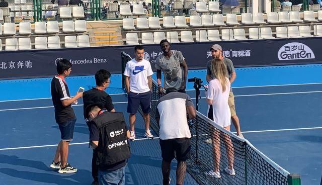 爱德华兹轰 爱德华兹轰