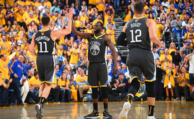 与争冠路上 与争冠路上